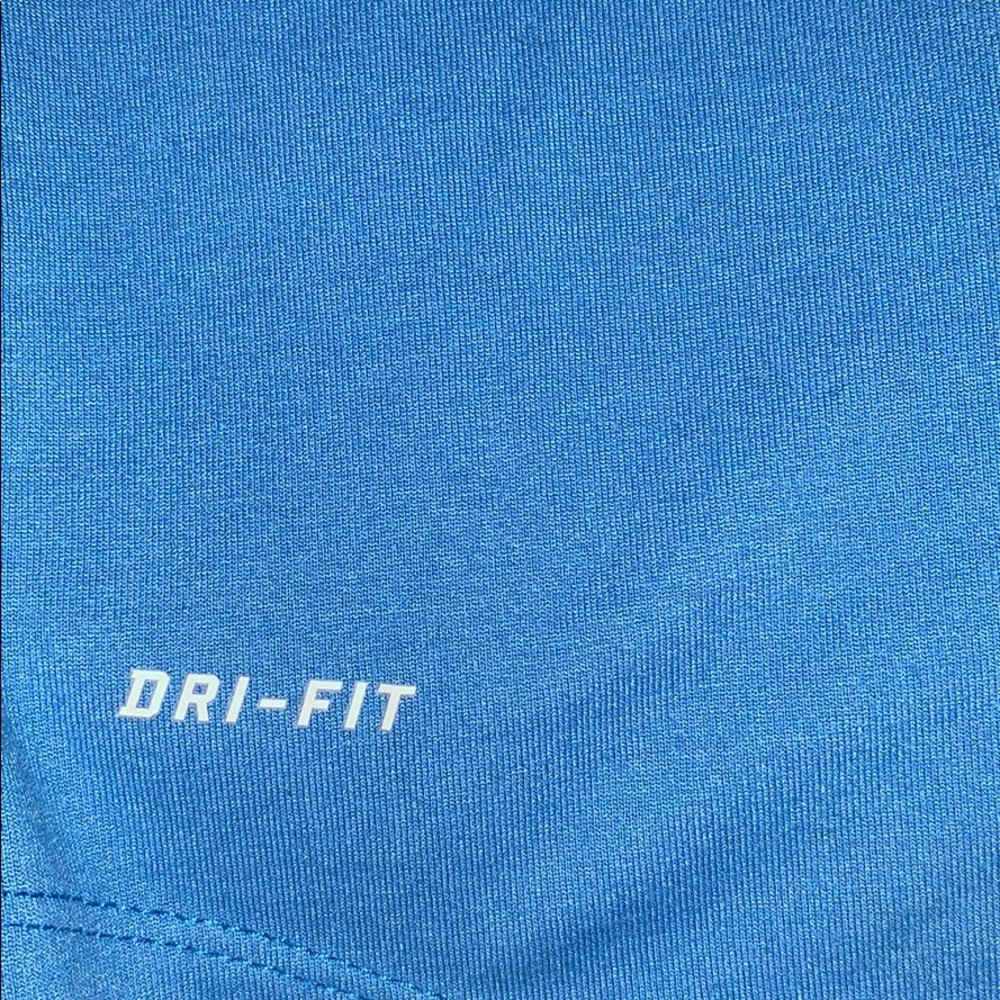Women’s Nike USA Dri-Fit Tee - Picture 2 of 4